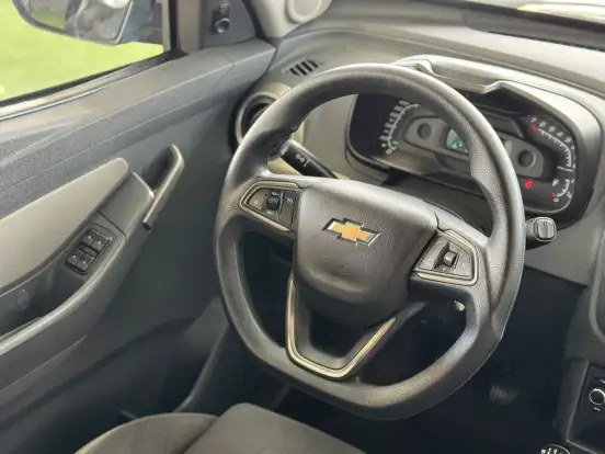 CHEVROLET-AGILE-2013