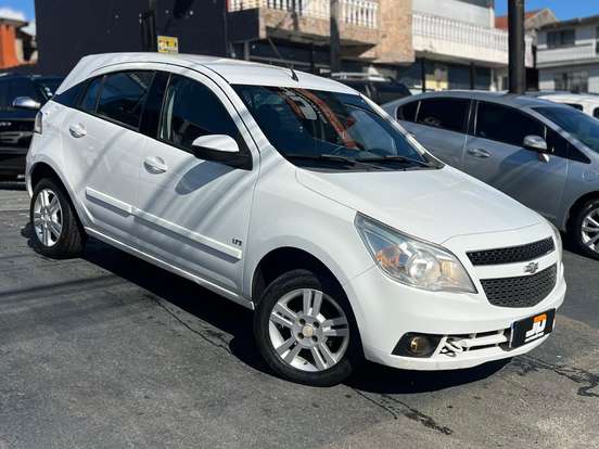 CHEVROLET-AGILE-1.4 MPFI LTZ 8V FLEX 4P MANUAL CHEVROLET-AGILE-2011