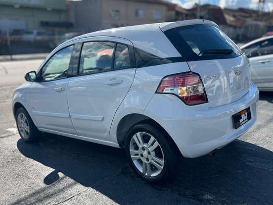 CHEVROLET-AGILE-1.4 MPFI LTZ 8V FLEX 4P MANUAL CHEVROLET-AGILE-2011