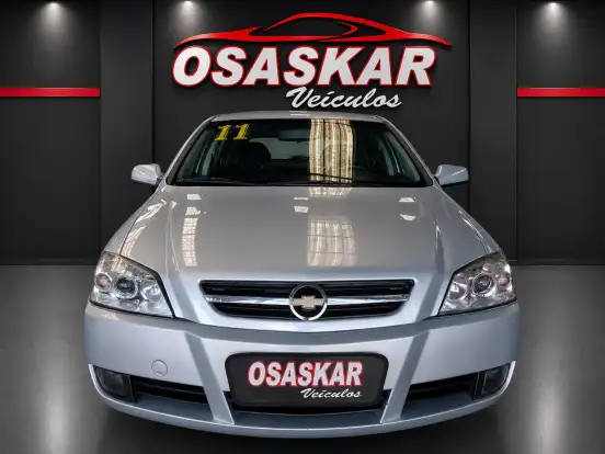 CHEVROLET-ASTRA-2011