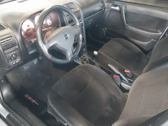 CHEVROLET-ASTRA-2011