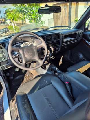 CHEVROLET-BLAZER-2002
