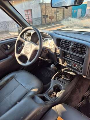 CHEVROLET-BLAZER-2002