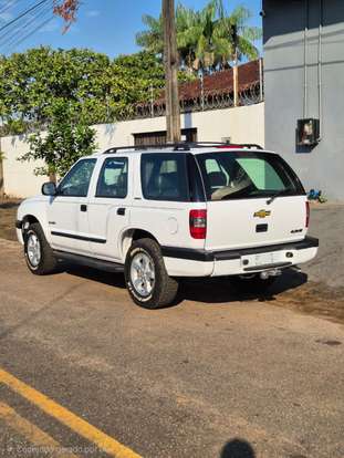 CHEVROLET-BLAZER-2002