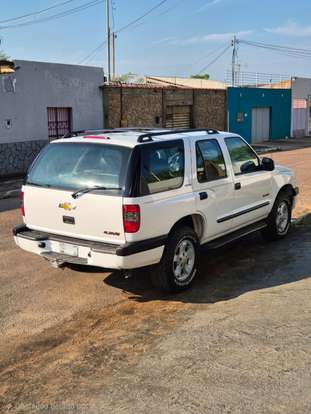 CHEVROLET-BLAZER-2002