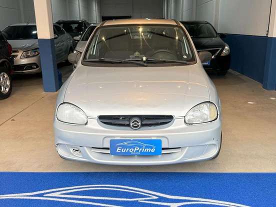 CHEVROLET-CORSA-2004