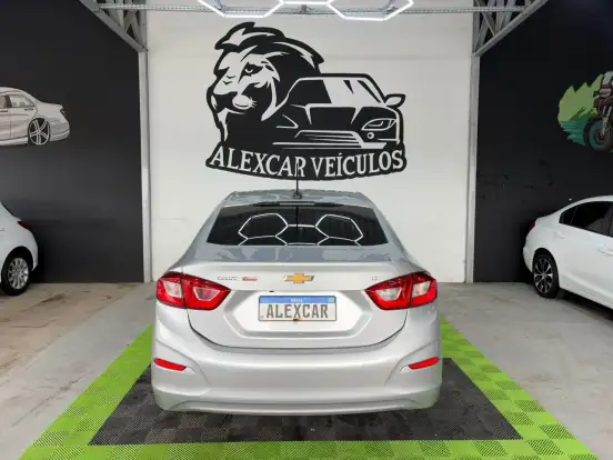 CHEVROLET-CRUZE-2022