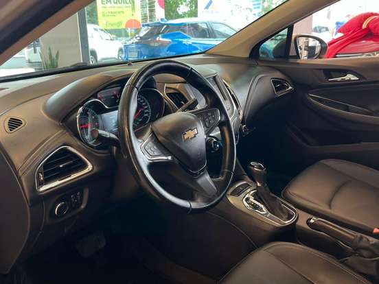 CHEVROLET-CRUZE-2018