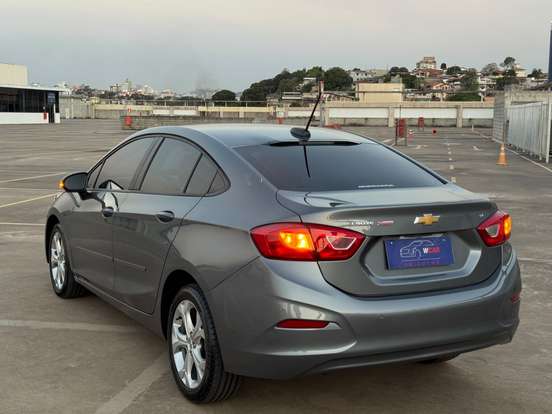 CHEVROLET-CRUZE-2022