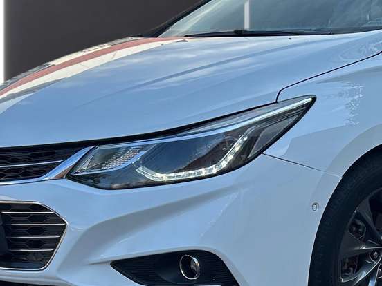 CHEVROLET-CRUZE-2019