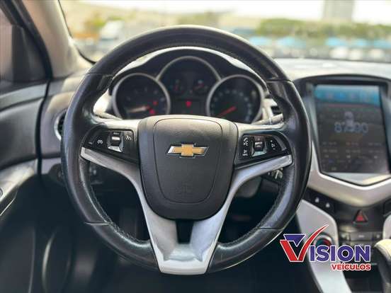CHEVROLET-CRUZE-2013