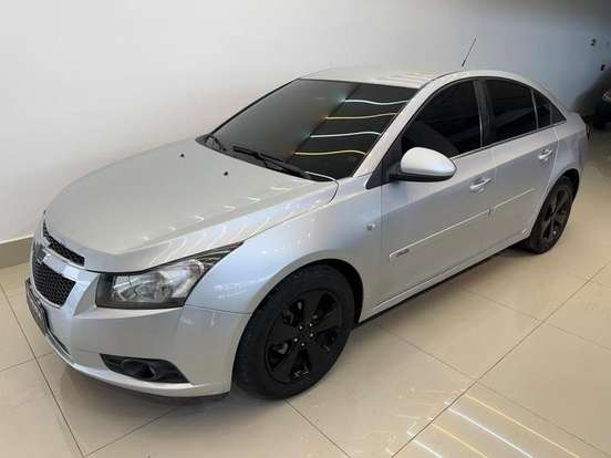 CHEVROLET-CRUZE-2013