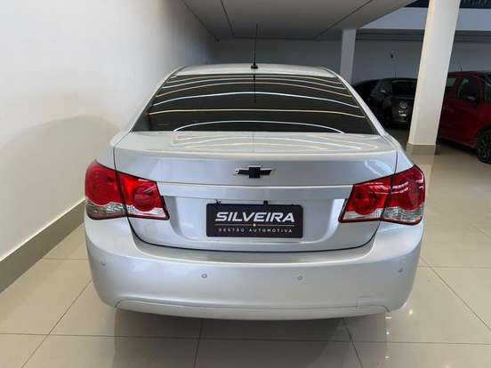 CHEVROLET-CRUZE-2013