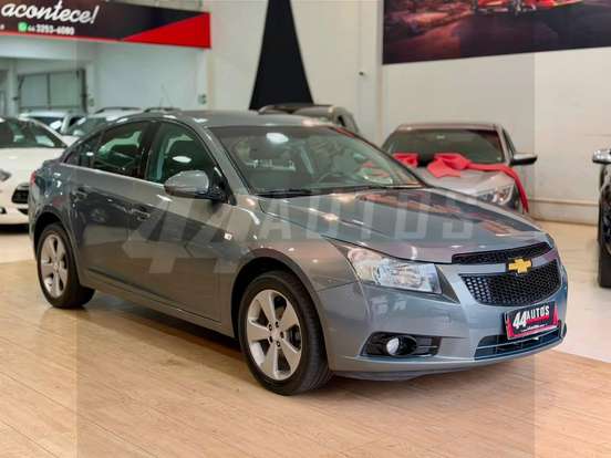 CHEVROLET-CRUZE-2013