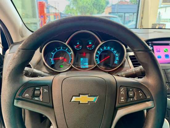 CHEVROLET-CRUZE-2013
