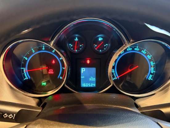 CHEVROLET-CRUZE-2013
