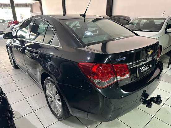 CHEVROLET-CRUZE-2011