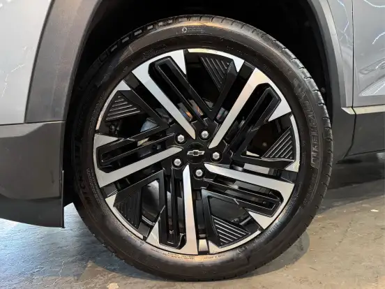 CHEVROLET-EQUINOX-2025