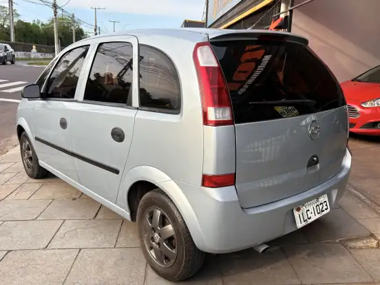CHEVROLET-MERIVA-1.8 MPFI CD 8V GASOLINA 4P MANUAL CHEVROLET-MERIVA-2003