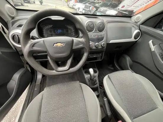 CHEVROLET-MONTANA-2016