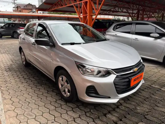 CHEVROLET-ONIX-2022