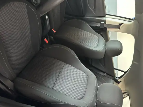 CHEVROLET-ONIX-1.0 MPFI JOY 8V FLEX 4P MANUAL CHEVROLET-ONIX-2019