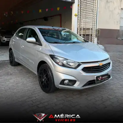 CHEVROLET-ONIX-2018