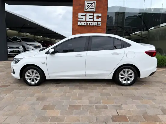 CHEVROLET-ONIX-2022