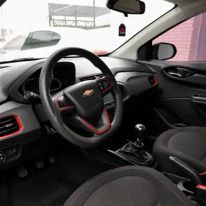 CHEVROLET-ONIX-2015