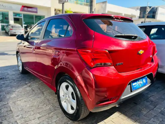 CHEVROLET-ONIX-1.4 MPFI LT 8V FLEX 4P AUTOMÁTICO CHEVROLET-ONIX-2018