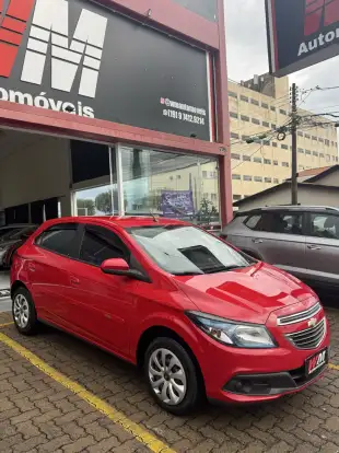 CHEVROLET-ONIX-2015