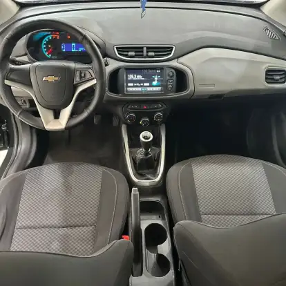 CHEVROLET-ONIX-2017