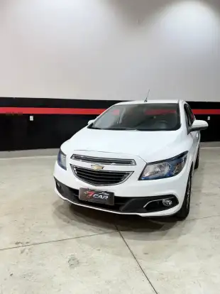 CHEVROLET-ONIX-2015