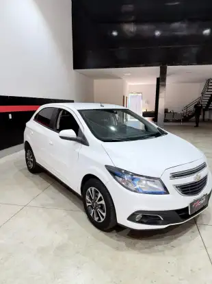 CHEVROLET-ONIX-1.4 MPFI LTZ 8V FLEX 4P AUTOMÁTICO CHEVROLET-ONIX-2015
