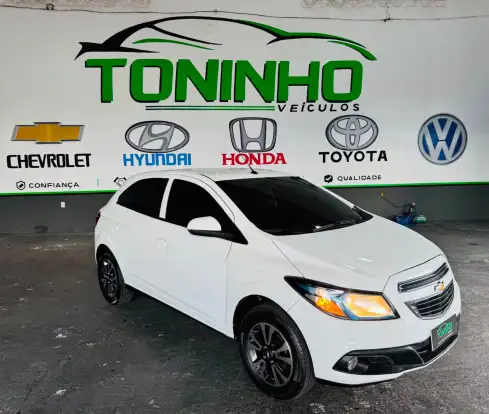 CHEVROLET-ONIX-2015
