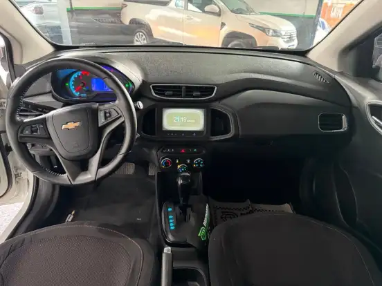 CHEVROLET-ONIX-2015