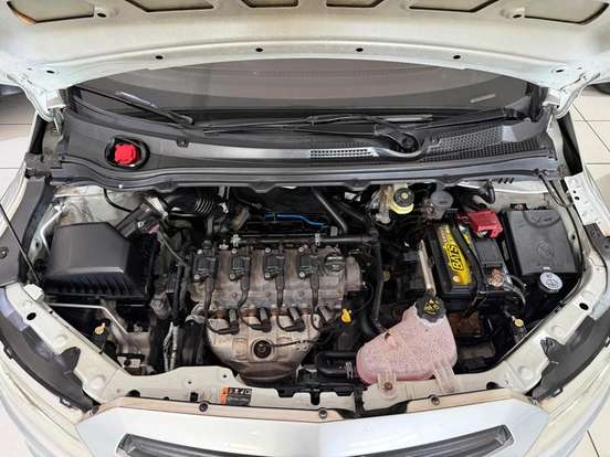 CHEVROLET-ONIX-2016