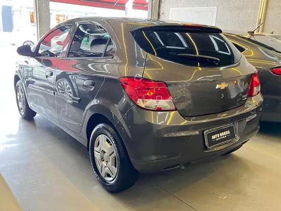 CHEVROLET-ONIX-1.0 MPFI LS 8V FLEX 4P MANUAL CHEVROLET-ONIX-2014