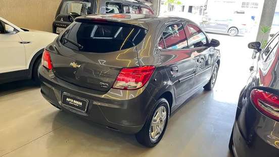 CHEVROLET-ONIX-1.0 MPFI LS 8V FLEX 4P MANUAL CHEVROLET-ONIX-2014
