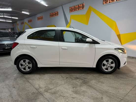 CHEVROLET-ONIX-1.0 MPFI LT 8V FLEX 4P MANUAL CHEVROLET-ONIX-2018