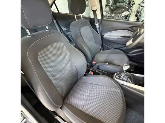 CHEVROLET-ONIX-1.0 MPFI LT 8V FLEX 4P MANUAL CHEVROLET-ONIX-2017