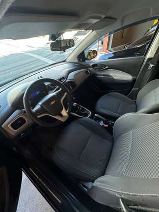 CHEVROLET-ONIX-2018