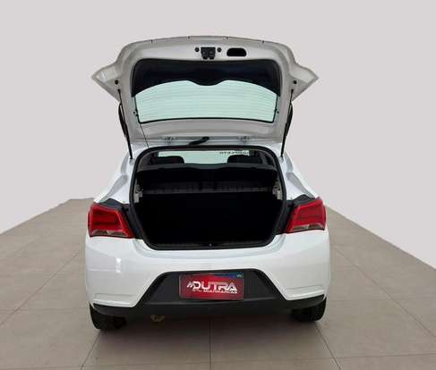 CHEVROLET-ONIX-1.0 MPFI LT 8V FLEX 4P MANUAL CHEVROLET-ONIX-2017