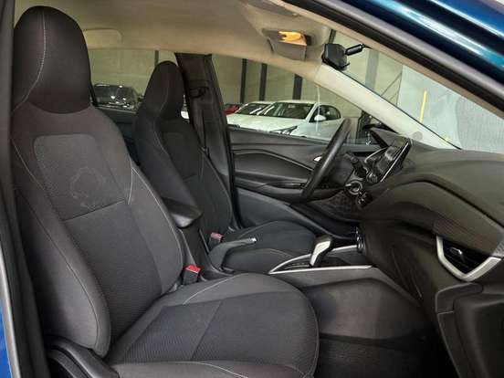 CHEVROLET-ONIX-2024