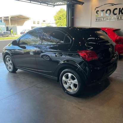 CHEVROLET-ONIX-1.4 MPFI ACTIV 8V FLEX 4P AUTOMÁTICO CHEVROLET-ONIX-2019