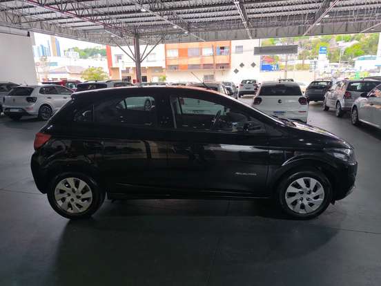 CHEVROLET-ONIX-1.4 MPFI ADVANTAGE 8V FLEX 4P AUTOMÁTICO CHEVROLET-ONIX-2018