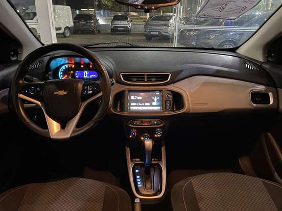 CHEVROLET-ONIX-1.4 MPFI LT 8V FLEX 4P AUTOMÁTICO CHEVROLET-ONIX-2017