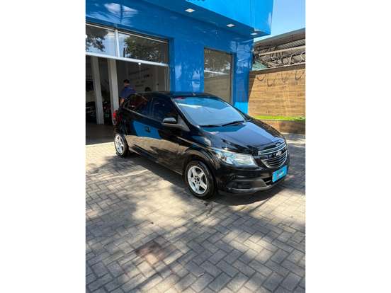 CHEVROLET-ONIX-2013