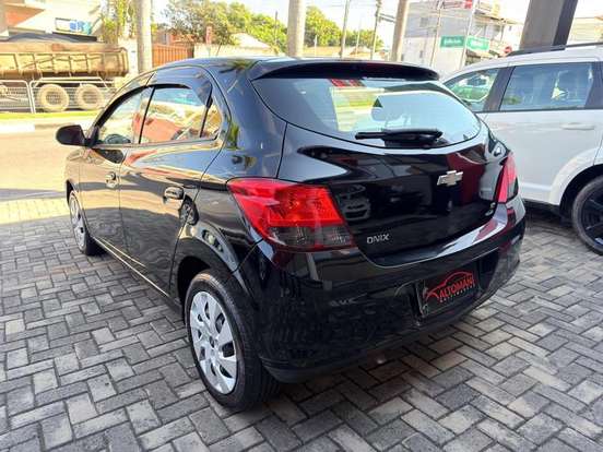 CHEVROLET-ONIX-1.4 MPFI LT 8V FLEX 4P MANUAL CHEVROLET-ONIX-2015