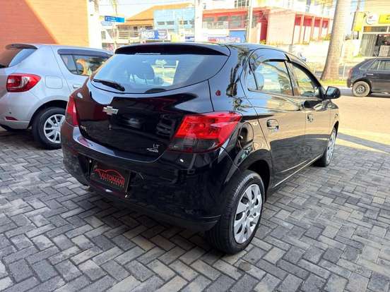 CHEVROLET-ONIX-1.4 MPFI LT 8V FLEX 4P MANUAL CHEVROLET-ONIX-2015
